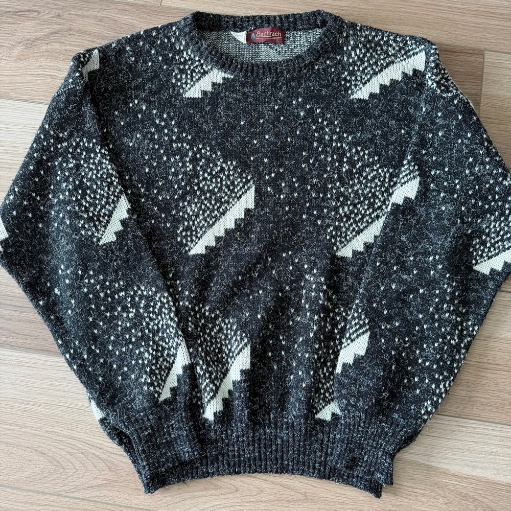 Vintage 1980’s Geometric Wool Blend Black White Crewneck Sweater - Picture 2 of 4